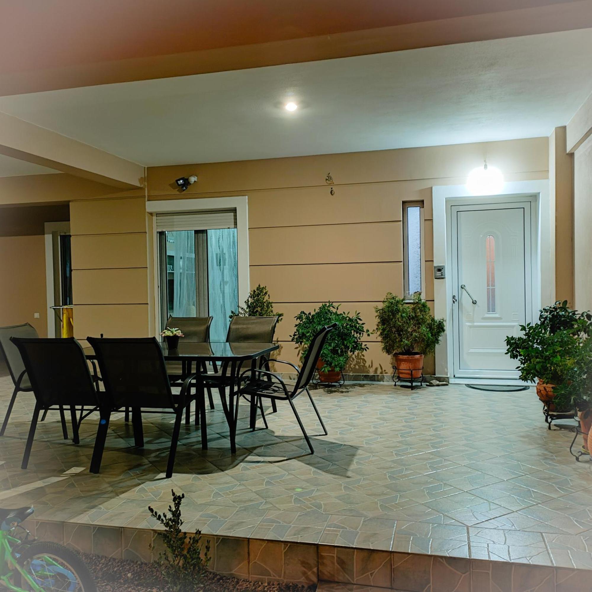 Χλιδατο-Ονειρεμενο-Μοντερνο Διαμερισμα!!! Apartment Лариса Екстериор снимка